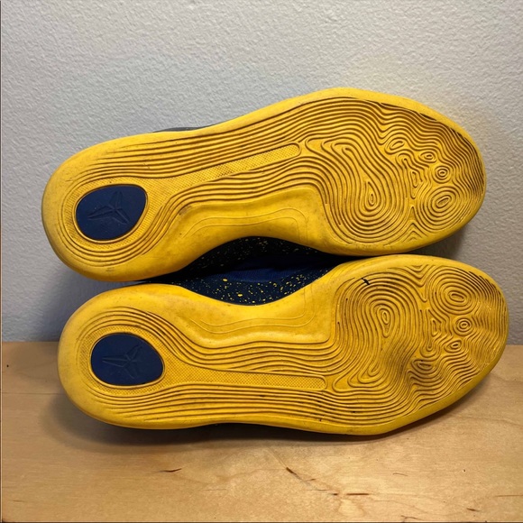 Nike Kobe 9 Blue Yellow - Picture 6 of 11